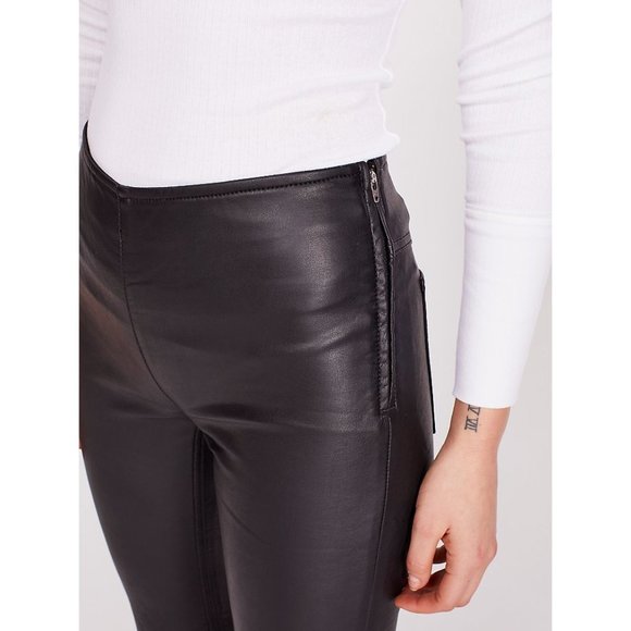 NWT Free People Vegan Penny Pull On Flare / Black - Picture 2 of 6